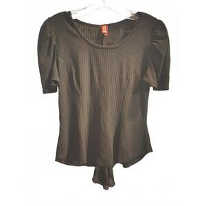 Best Cody Black Short Sleeve Top. No Size Tag Fits like a medium Great condition